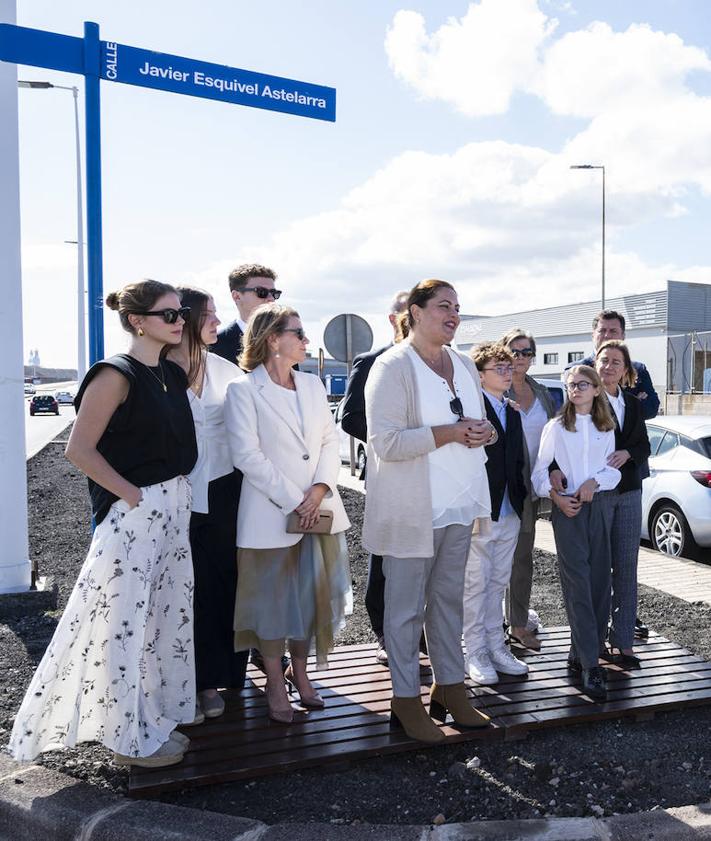 Imagen secundaria 2 - Calzada destaca la figura de Javier Esquivel como «pionero» en el tráfico de contenedores del Puerto de Las Palmas