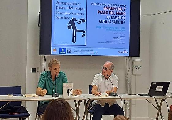 Un momento de la presentación del libro, en la Biblioteca Insular.
