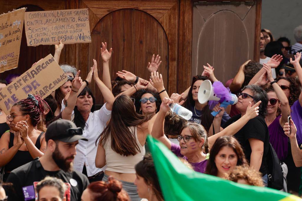 El feminismo canario se moviliza en la capital grancanaria