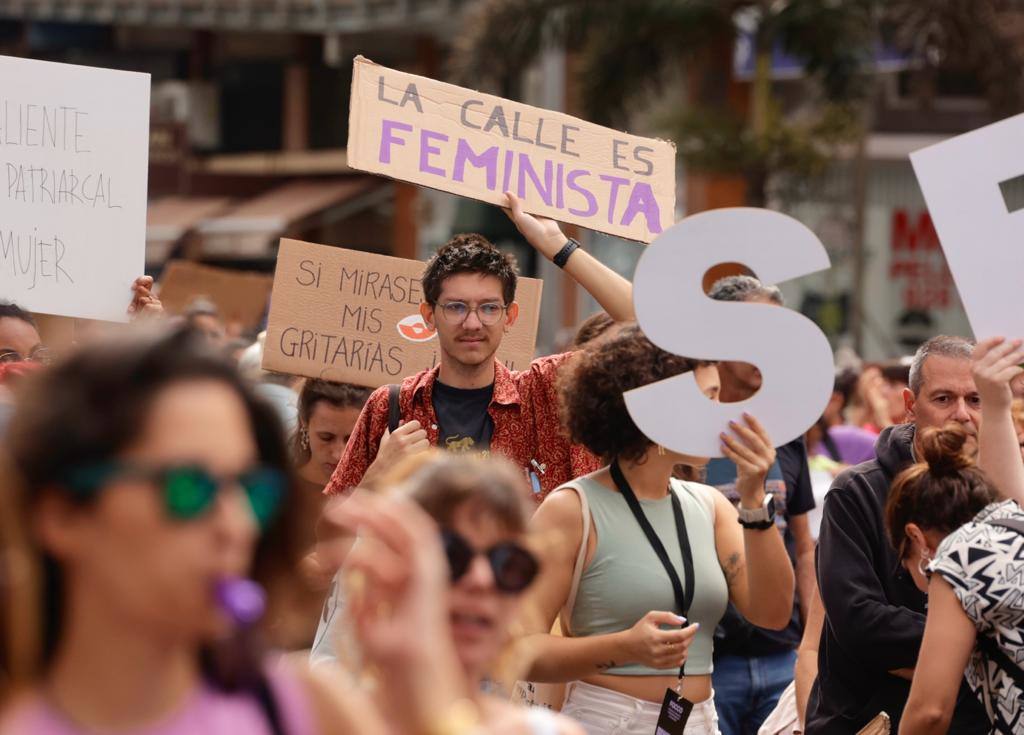 El feminismo canario se moviliza en la capital grancanaria