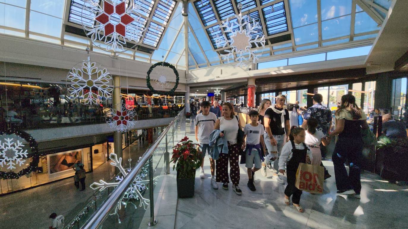 Arrancan las compras navideñas en la capital grancanaria
