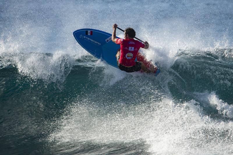 Olas, acción y paddle surf en El Lloret