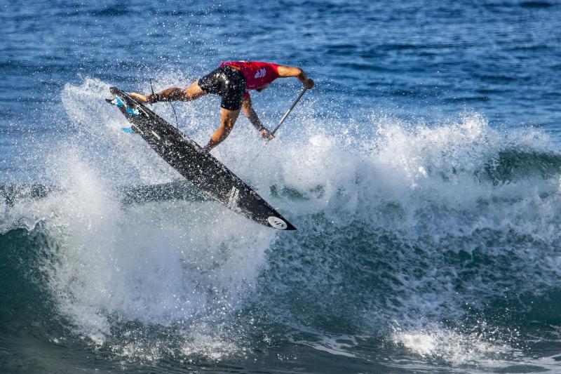 Olas, acción y paddle surf en El Lloret