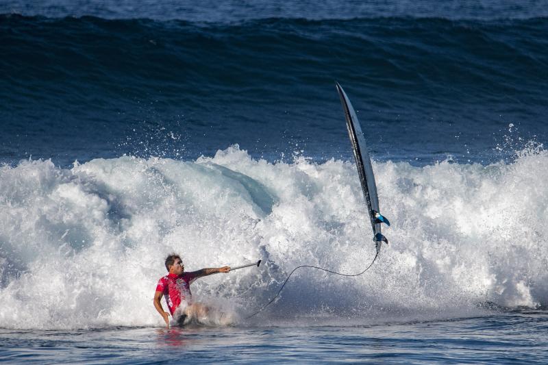 Olas, acción y paddle surf en El Lloret