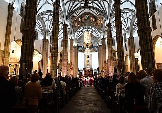 Detalles de la ceremonia.