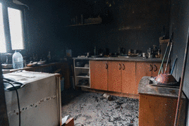 Imágenes de la casa incendiada en Arona.