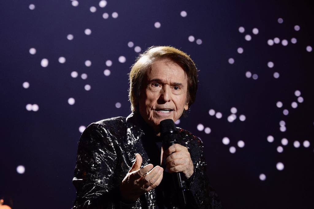 El público grancanario y su &#039;gran noche&#039; con Raphael, en imágenes