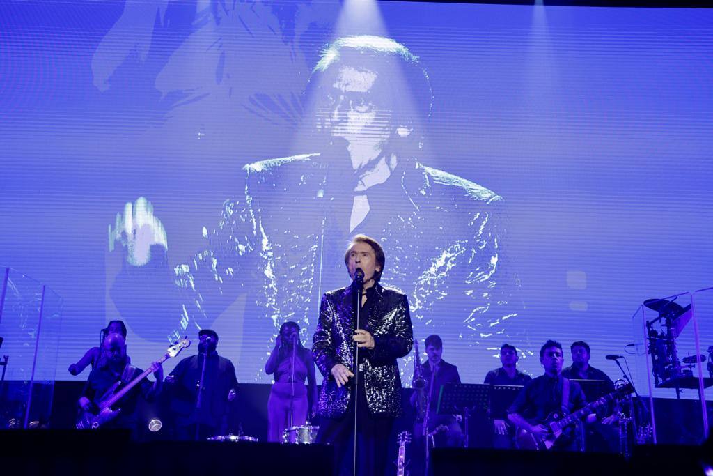 El público grancanario y su &#039;gran noche&#039; con Raphael, en imágenes