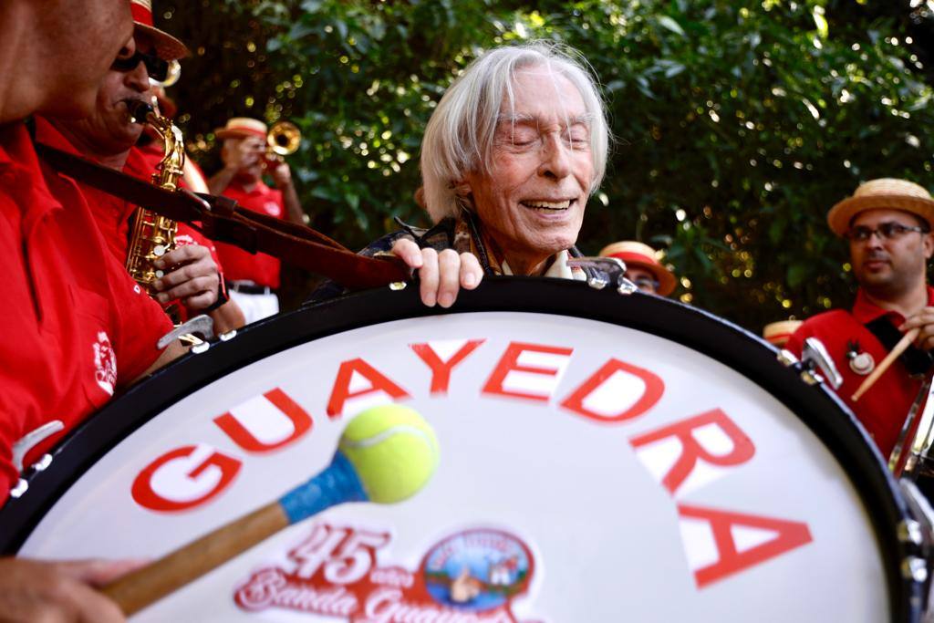 Un brindis por los 90 años de Dámaso