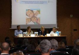 Imagen de la presentación de la guía 'Abordabje de la Obesidad Infantil y Juvenil en Canarias'.