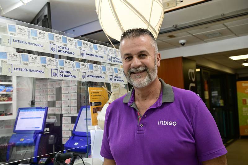 Los canarios buscan la suerte con la lotería de Navidad