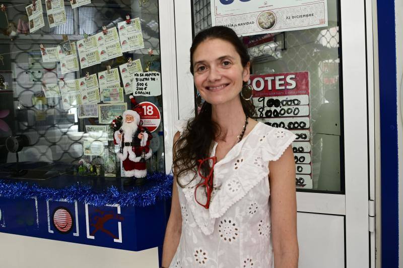 Los canarios buscan la suerte con la lotería de Navidad