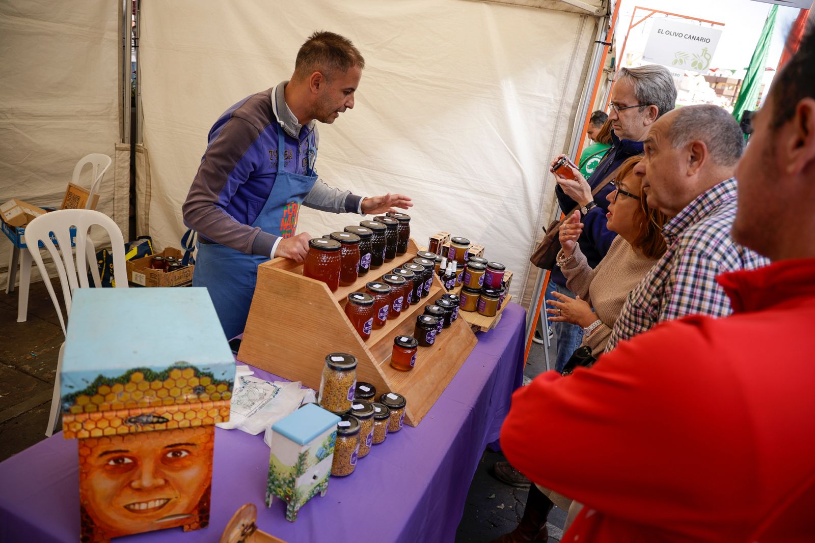 Telde se tiñe de un naranja sabroso