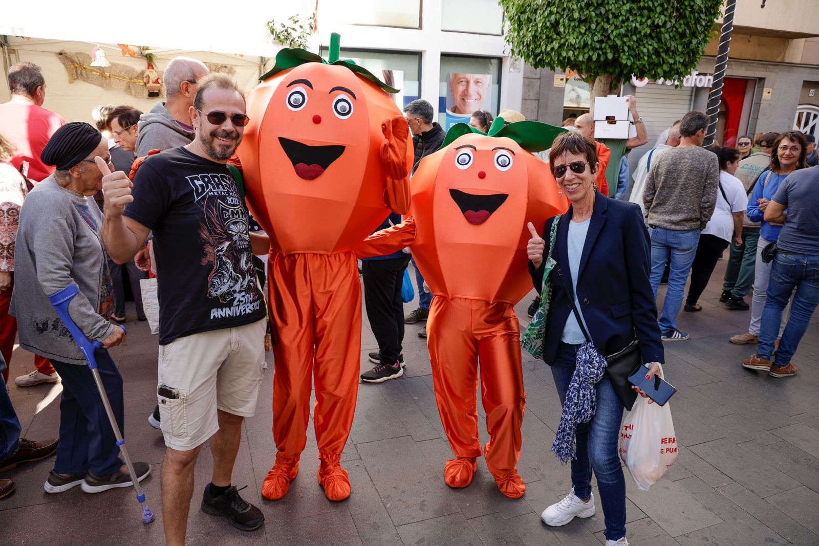 Telde se tiñe de un naranja sabroso
