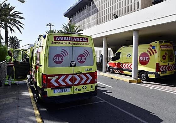 Imagen de archivo de una ambulancia del SUC.