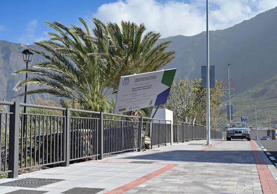 Caída de un cartel en El Hierro.