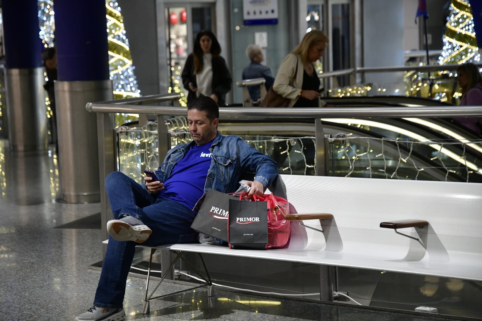 Frenesí comercial en Navidad