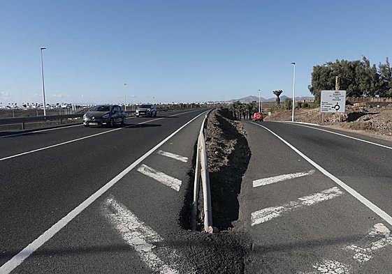 Vista de la circunvalación de Puerto del Carmen.