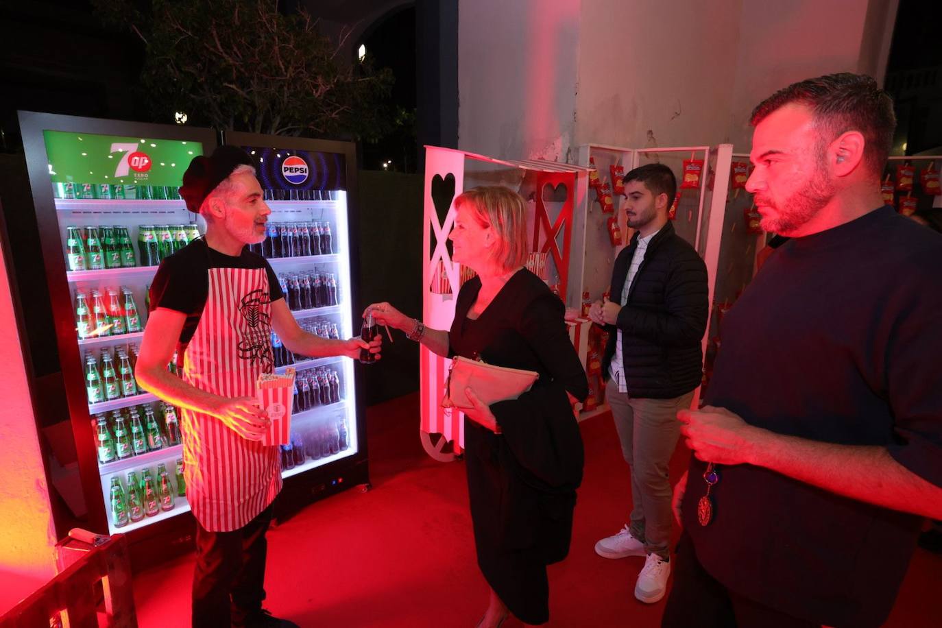 &#039;Carnavales del mundo&#039; echa a rodar con la presentación de su escenario