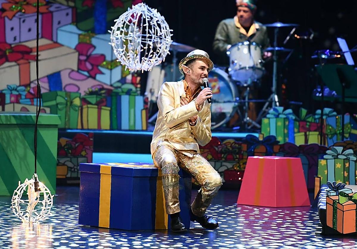 &#039;Navidonia 2&#039; llena el Pérez Galdós con su espectáculo navideño