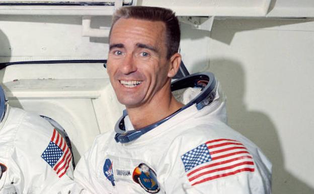 El exastronauta Walter Cunninghan durante la misión Apolo 7, en 1968.