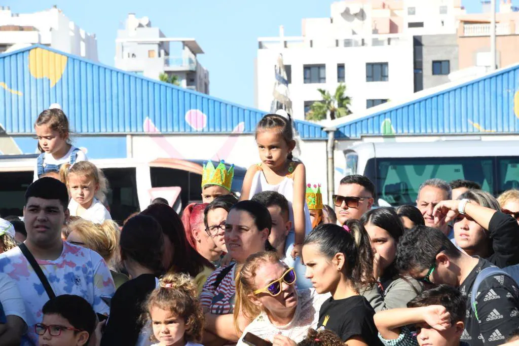 Fotos: Ilusión y nerviosismo en la llegada de los Reyes Magos a Las Palmas de Gran Canaria