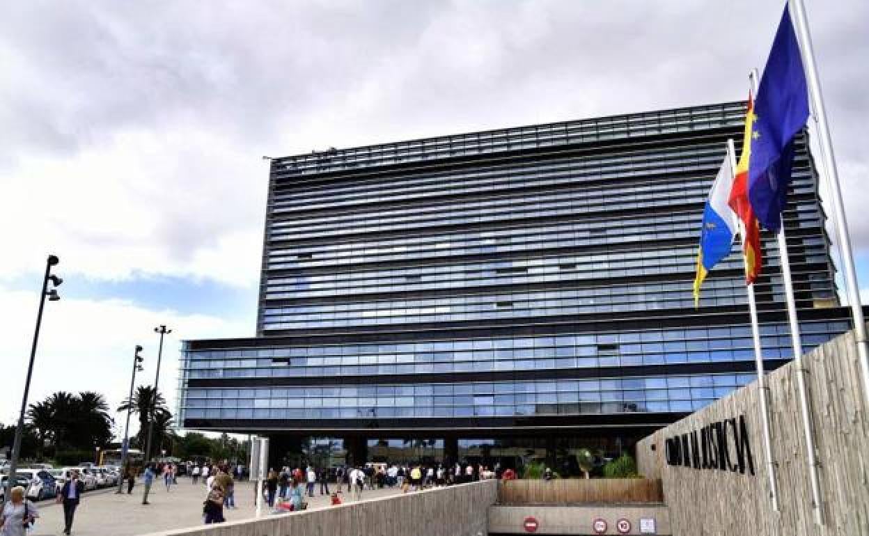 Imagen de la fachada de la Ciudad de la Justicia de Las Palmas de Gran Canaria.