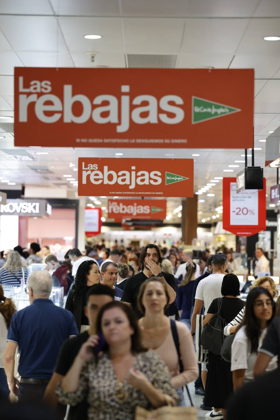 Imagen de la zona comercial de Mesa y López esta mañana. 