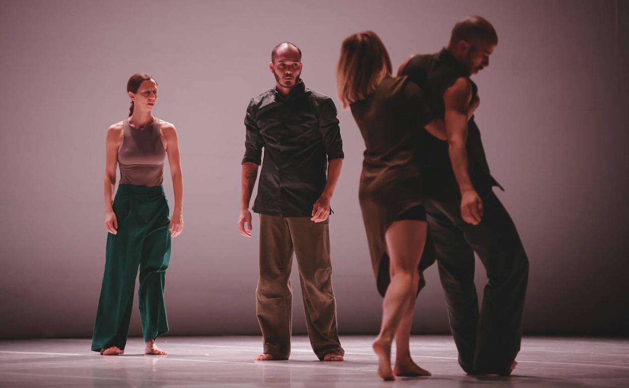 Un momento del ensayo desarrollado este lunes, en el Cuyás. 