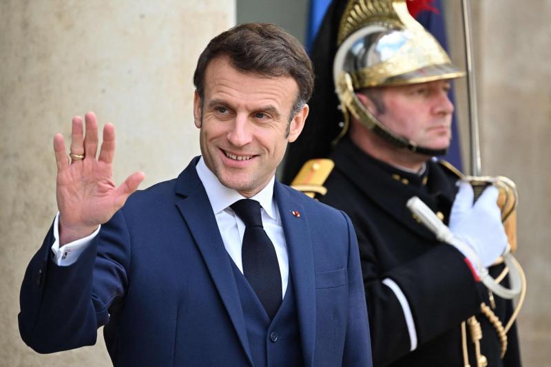 Macron considera «vital» la reforma de las pensiones