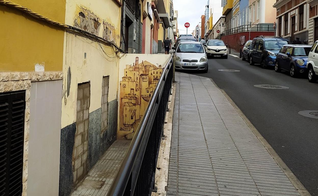 Imagen de la casa tras ser desalojada y tapiada. 