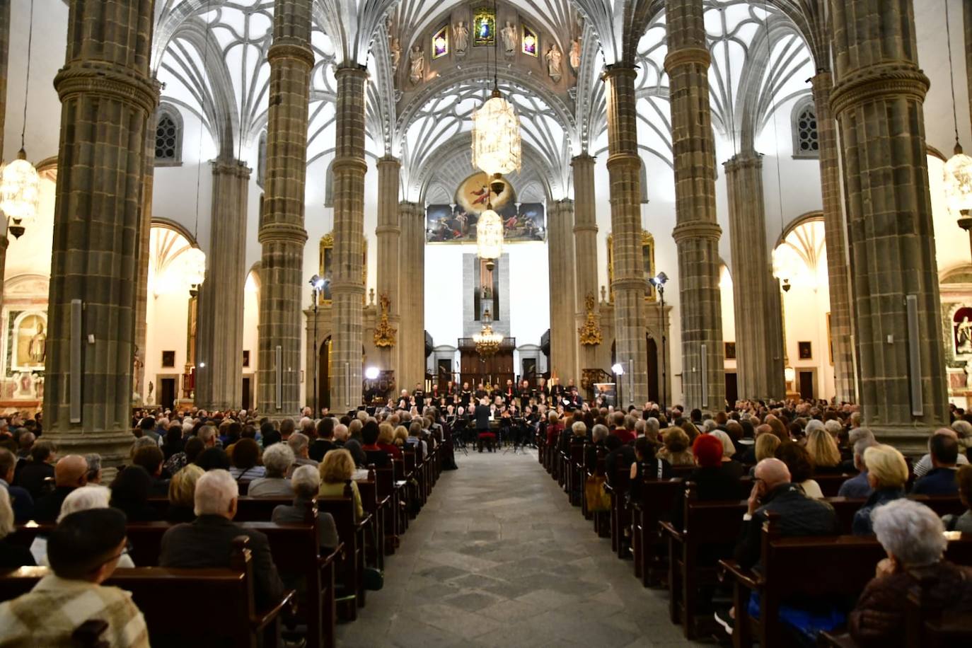 Fotos: El Festival de Música de Canarias se adueña de la catedral