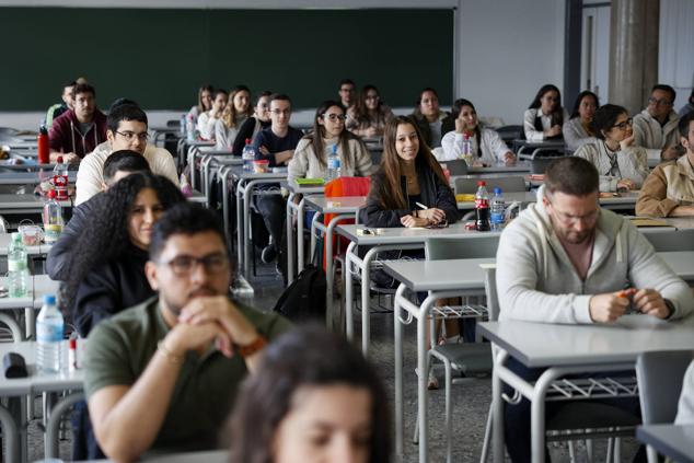 Momentos previos al inicio del examen.