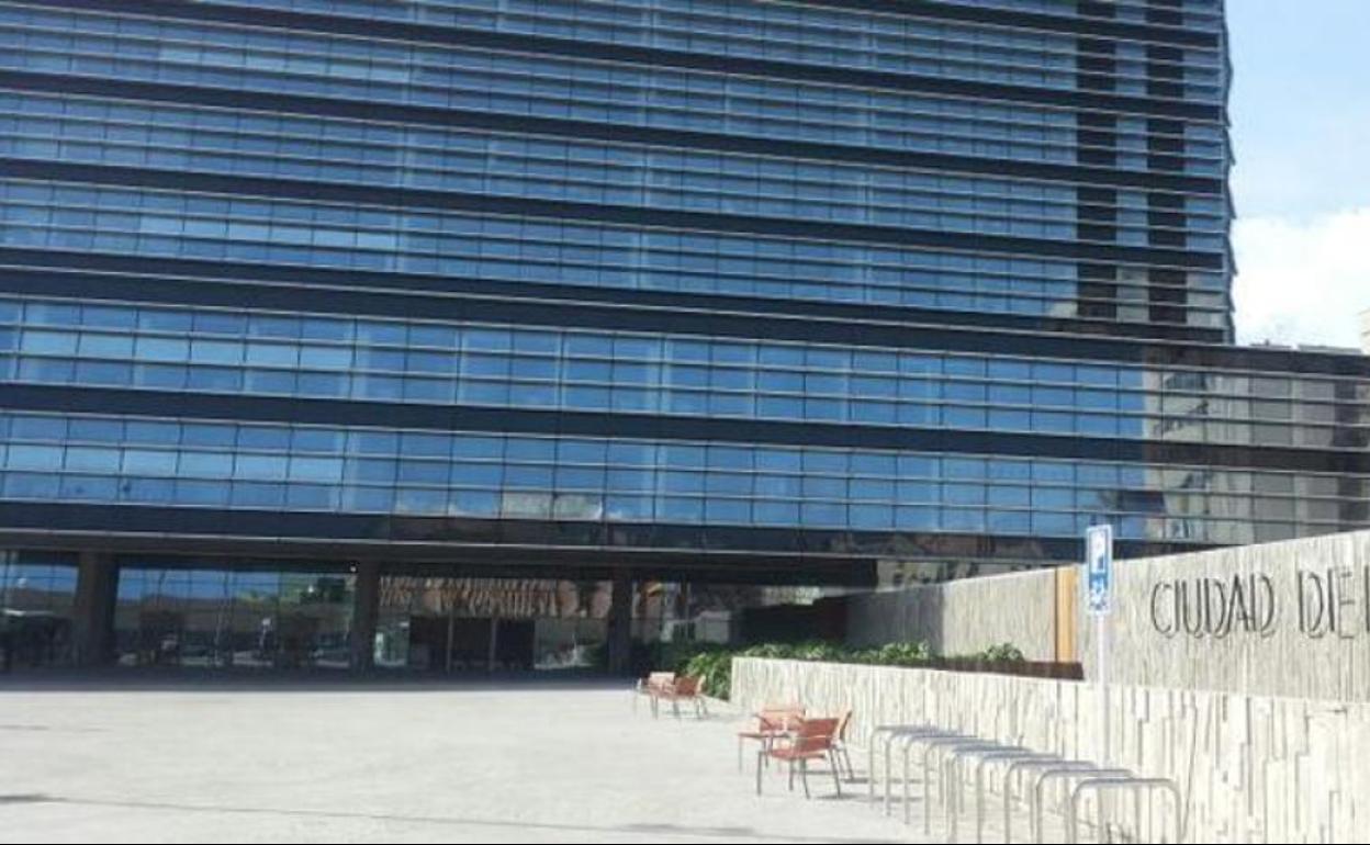 A juicio por violarla supuestamente en un local abandonado de la Vega de San José