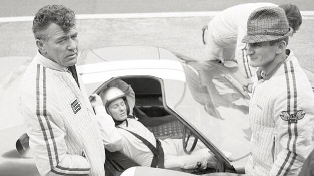 Shelby, con Bruce McLaren y Ken Miles en la edición de Le Mans de 1965