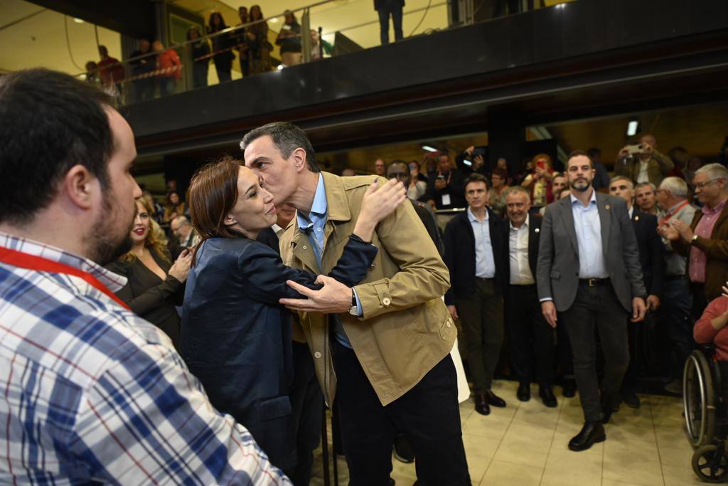 Fotos: El acto del PSOE liderado por Pedro Sánchez en el Auditorio Alfredo Kraus, en imágenes