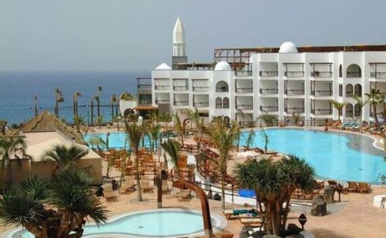 Hotel en Playa Blanca. 