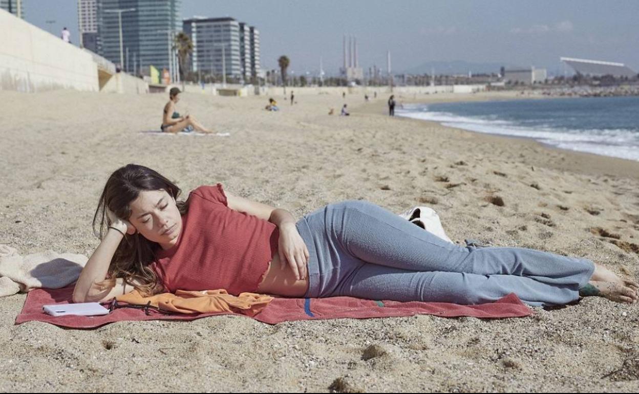 Anna Castillo es la protagonista de 'Girasoles silvestres'. 