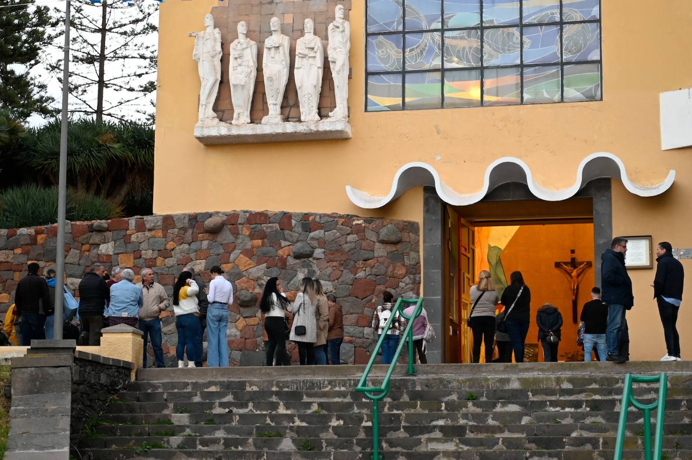 Fotos: Último adiós de familiares y amigos a Arturo García