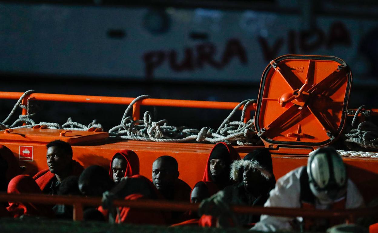 Imagen de archivo de personas llegadas a las islas en la última semana. 