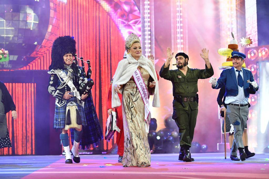 Fotos: El carnaval de Las Palmas de Gran Canaria 2023 conoce a su primera gran reina de la discoteca Studio 54