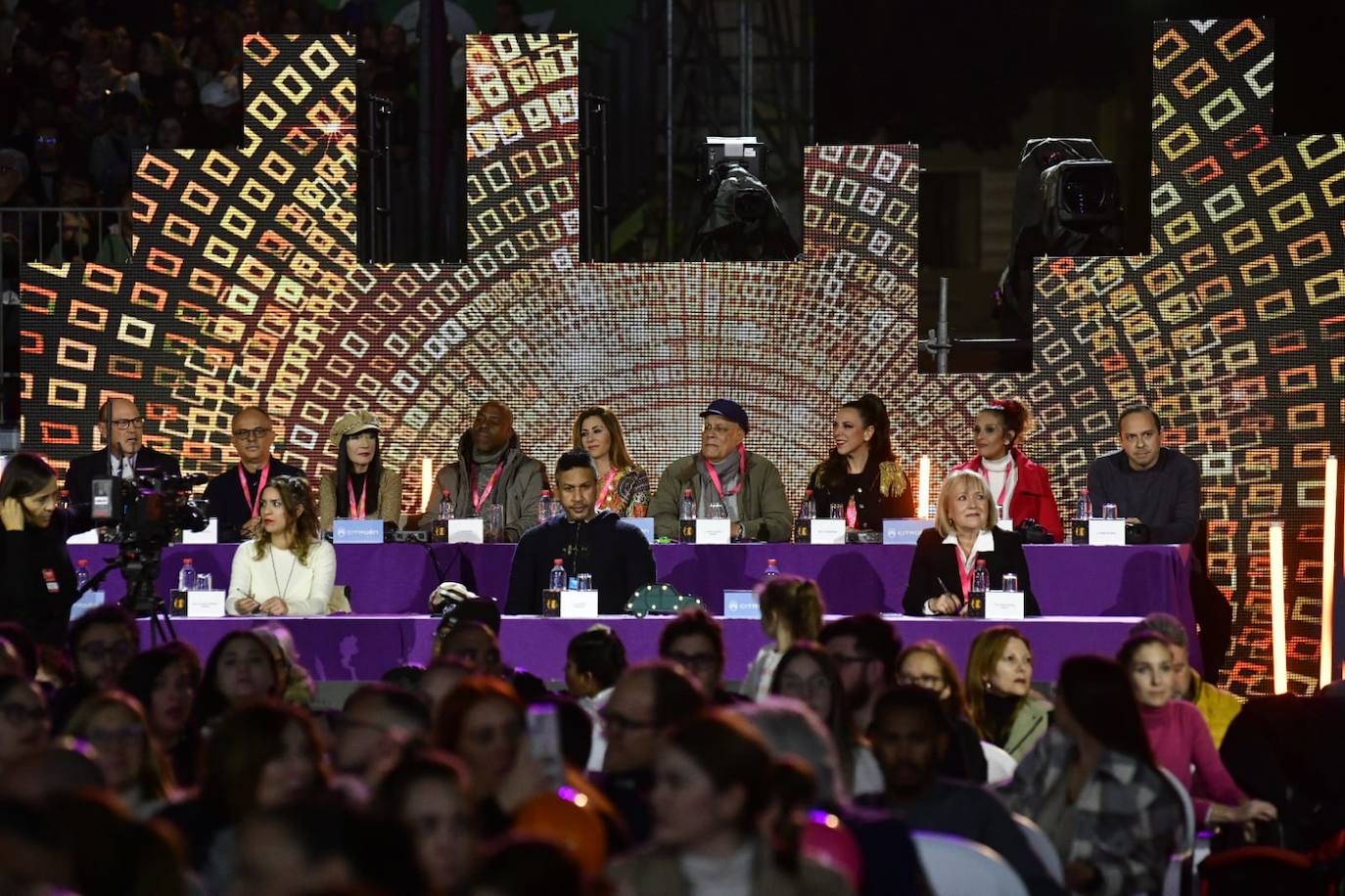 Fotos: Santa Catalina se llena para escuchar a las murgas