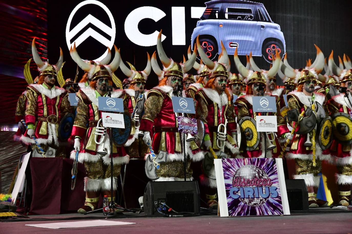 Fotos: Santa Catalina se llena para escuchar a las murgas