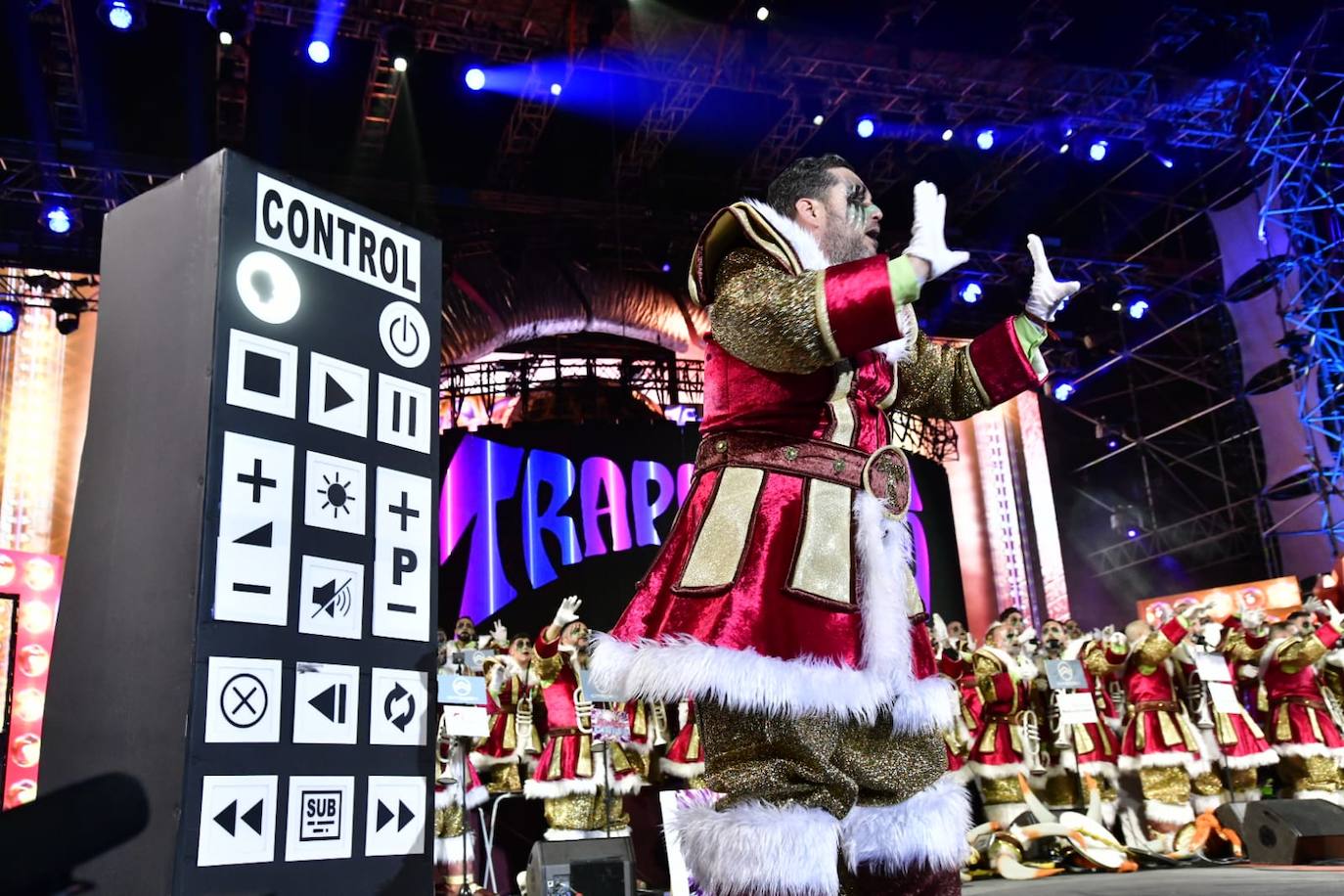 Fotos: Santa Catalina se llena para escuchar a las murgas