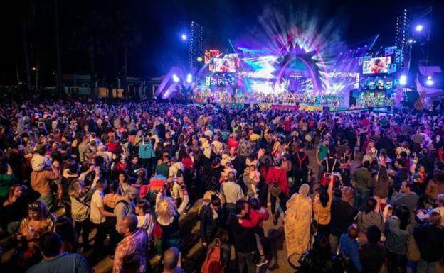 Emoción, crítica e ironía en la primera fase del concurso de murgas del carnaval de Las Palmas de Gran Canaria