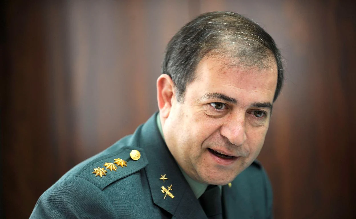 Francisco Espinosa Navas, general jubilado de la Guardia Civil. 