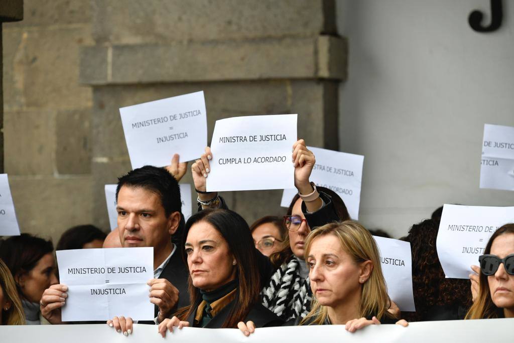 Fotos: Los letrados de la administración de Justicia siguen firmes en su protesta