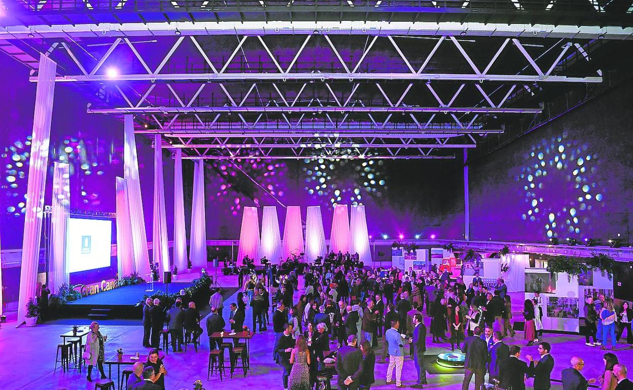 Acto inaugural de los platós, en el recinto ferial de la capital grancanaria.