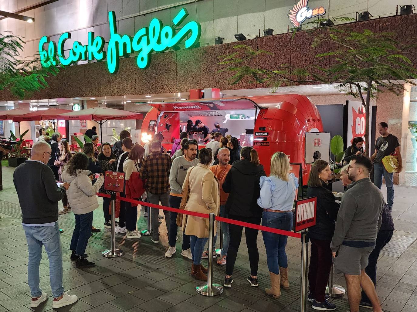 Fotos: GoXo, de Dabiz Muñoz, revoluciona la capital grancanaria