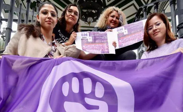 Varias de las portavoces de la Red Feminista de Gran Canaria. 